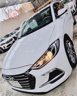 هیوندای ئەلەنترا